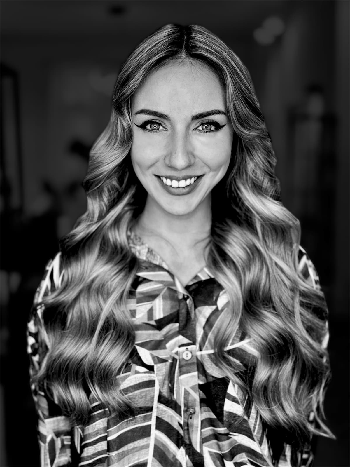Maria Dobre, nail artist și formator acreditat